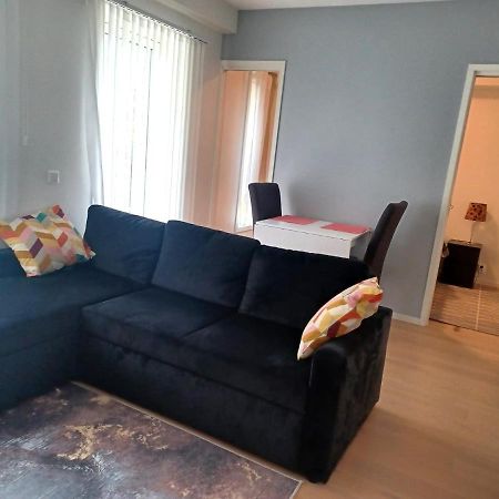 Scandpoint Apartment Fornebu Near Sea Front With Outdoor Walk! Stabekk Exterior photo